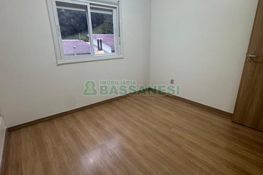 Apartamento com 65m², 2 dormitórios, 1 vaga, no bairro Desvio Rizzo em Caxias do Sul para Alugar