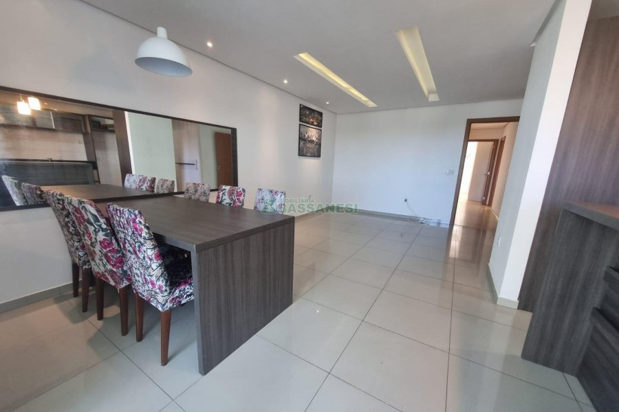 Apartamento com 111m², 3 dormitórios, 2 vagas, no bairro Vinhedos em Caxias do Sul para Alugar