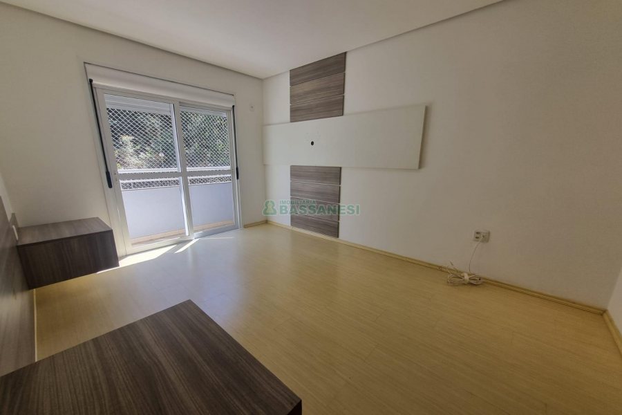 Apartamento com 111m², 3 dormitórios, 2 vagas, no bairro Vinhedos em Caxias do Sul para Alugar