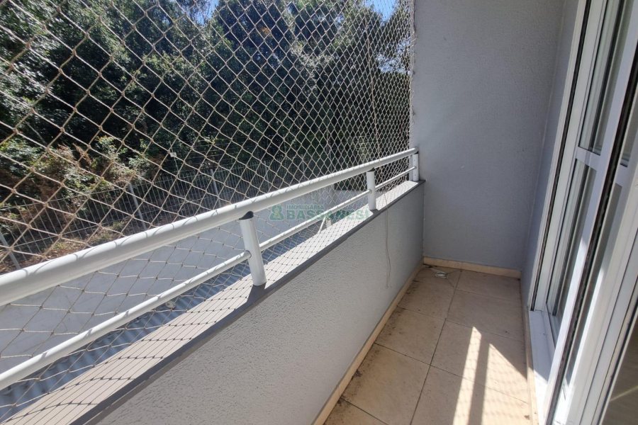 Apartamento com 111m², 3 dormitórios, 2 vagas, no bairro Vinhedos em Caxias do Sul para Alugar