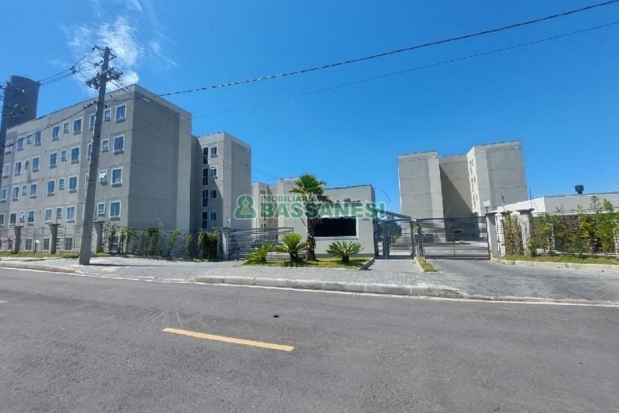 Apartamento com 47m², 2 dormitórios, 1 vaga, no bairro Desvio Rizzo em Caxias do Sul para Alugar