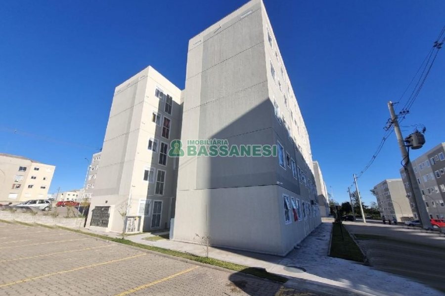 Apartamento com 47m², 2 dormitórios, 1 vaga, no bairro Desvio Rizzo em Caxias do Sul para Alugar