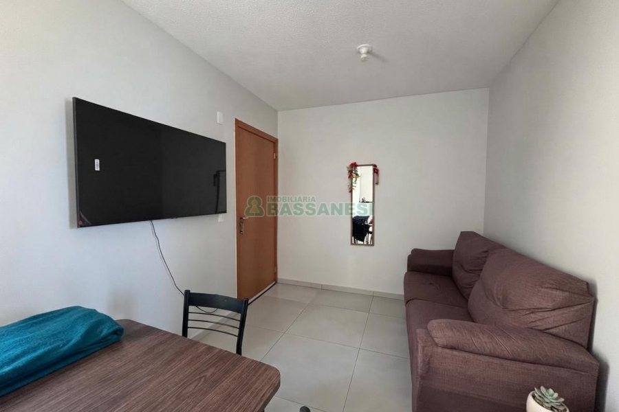 Apartamento com 47m², 2 dormitórios, 1 vaga, no bairro Desvio Rizzo em Caxias do Sul para Alugar
