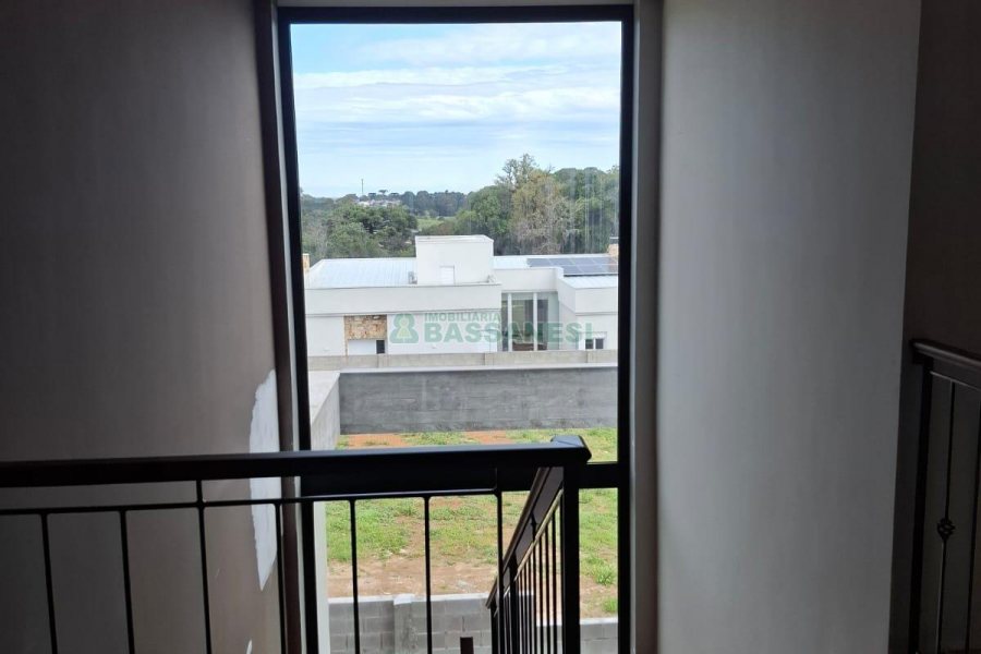 Casa com 456m², 3 dormitórios, 2 vagas, no bairro São Ciro em Caxias do Sul para Comprar