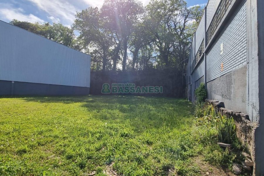 Terreno, no bairro Ana Rech em Caxias do Sul para Comprar