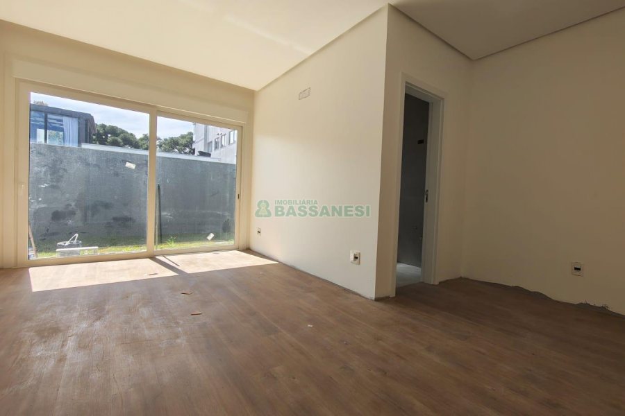 Casa com 180m², 3 dormitórios, 2 vagas, no bairro Bela Vista em Caxias do Sul para Comprar