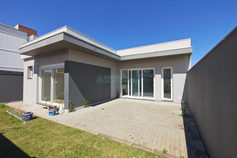 Casa com 180m², 3 dormitórios, 2 vagas, no bairro Bela Vista em Caxias do Sul para Comprar