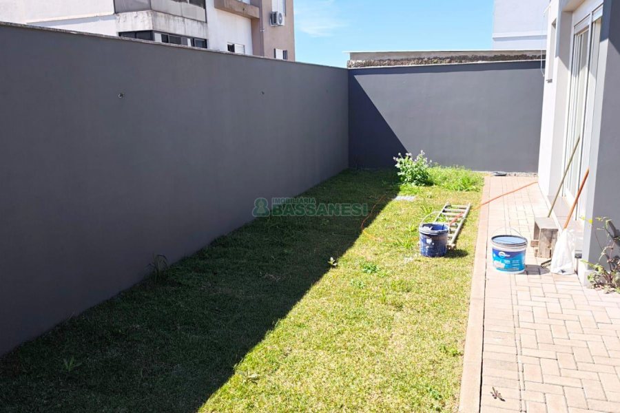 Casa com 180m², 3 dormitórios, 2 vagas, no bairro Bela Vista em Caxias do Sul para Comprar