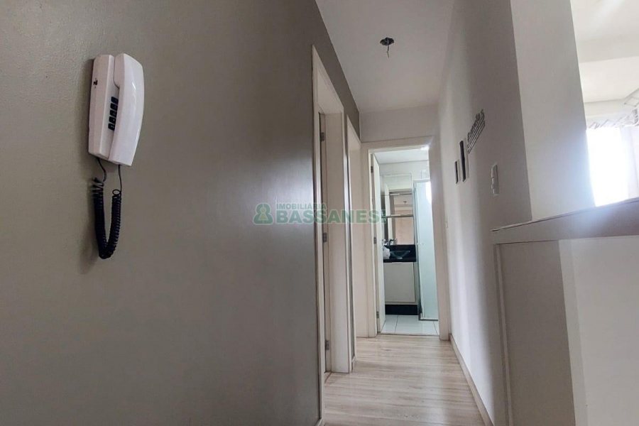 Apto Mobiliado com 48m², 2 dormitórios, 1 vaga, no bairro Vinhedos em Caxias do Sul para Alugar