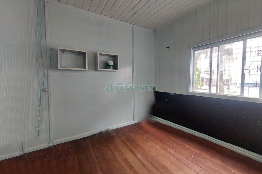 Casa Mobiliada com 90m², 2 dormitórios, no bairro Santa Catarina em Caxias do Sul para Alugar