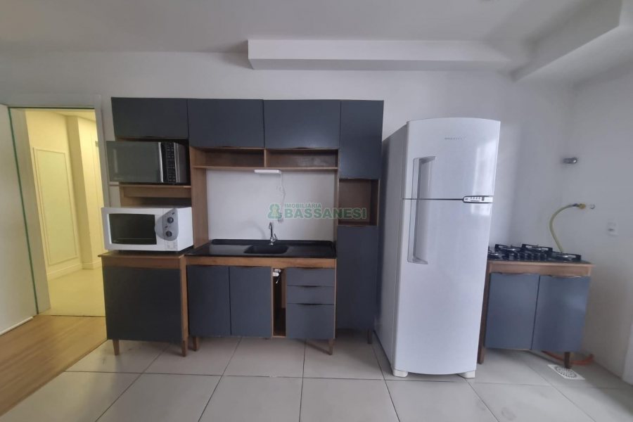 Apartamento com 55m², 2 dormitórios, 1 vaga, no bairro De Lazzer em Caxias do Sul para Alugar