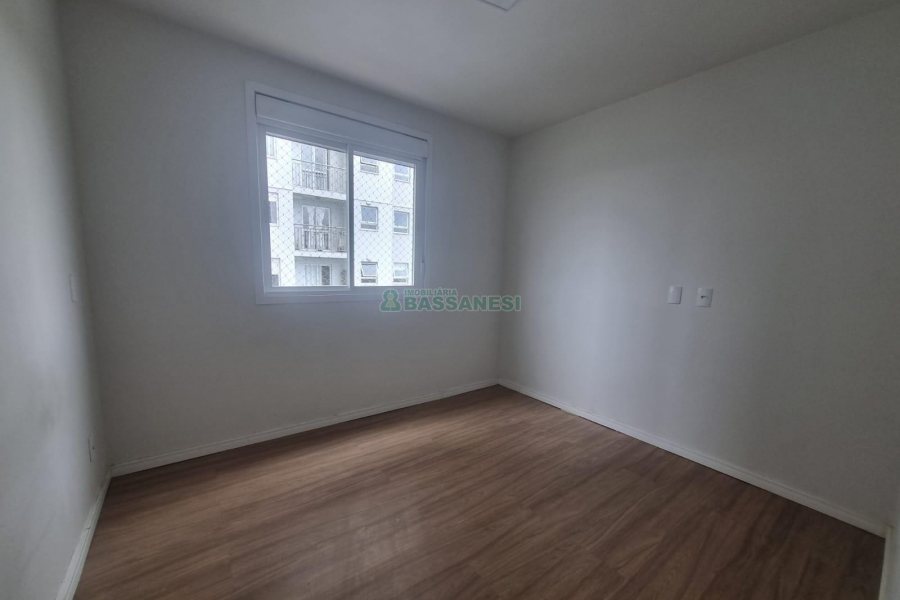 Apartamento com 55m², 2 dormitórios, 1 vaga, no bairro De Lazzer em Caxias do Sul para Alugar
