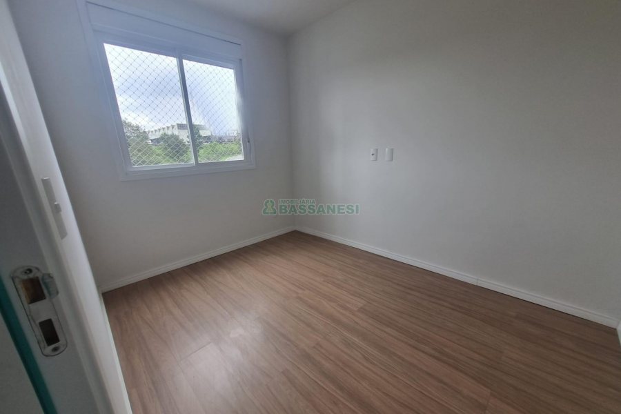 Apartamento com 55m², 2 dormitórios, 1 vaga, no bairro De Lazzer em Caxias do Sul para Alugar