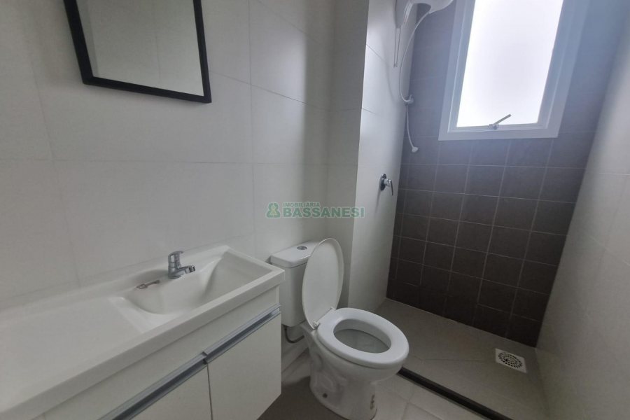Apartamento com 55m², 2 dormitórios, 1 vaga, no bairro De Lazzer em Caxias do Sul para Alugar