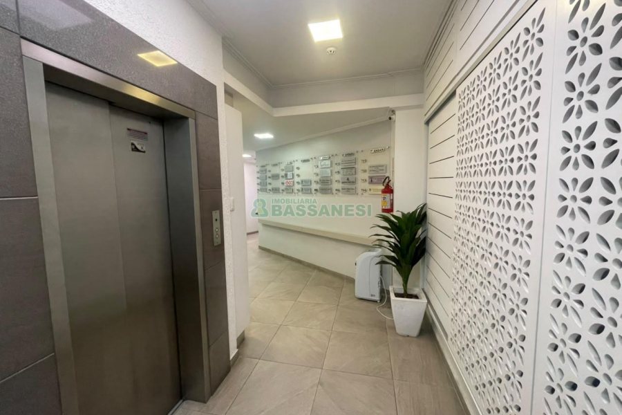 Sala com 105m², 1 vaga, no bairro Centro em Caxias do Sul para Comprar