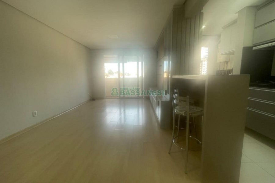 Apartamento com 56m², 1 dormitório, 1 vaga, no bairro Centro em Caxias do Sul para Comprar