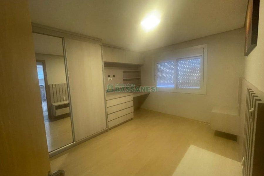 Apartamento com 56m², 1 dormitório, 1 vaga, no bairro Centro em Caxias do Sul para Comprar