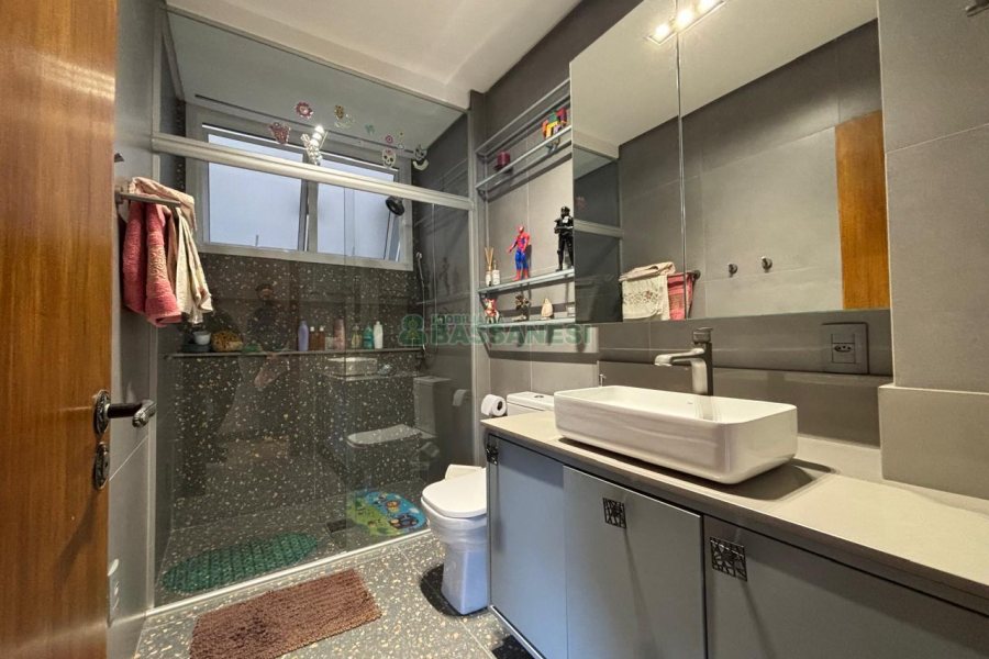 Apto Mobiliado com 250m², 4 dormitórios, 3 vagas, no bairro Centro em Caxias do Sul para Alugar