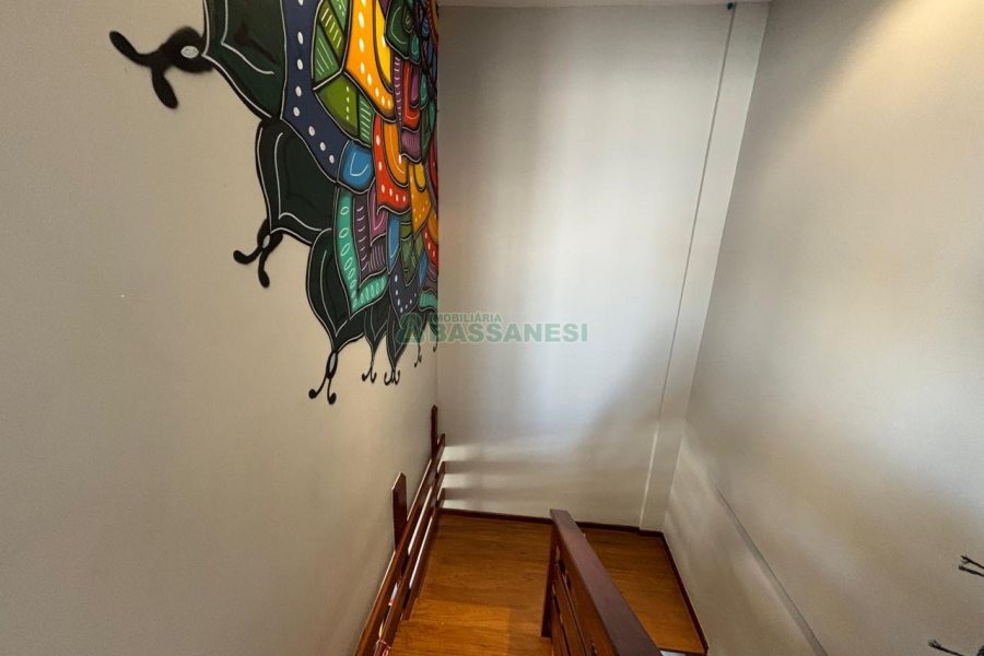 Apto Mobiliado com 250m², 4 dormitórios, 3 vagas, no bairro Centro em Caxias do Sul para Alugar