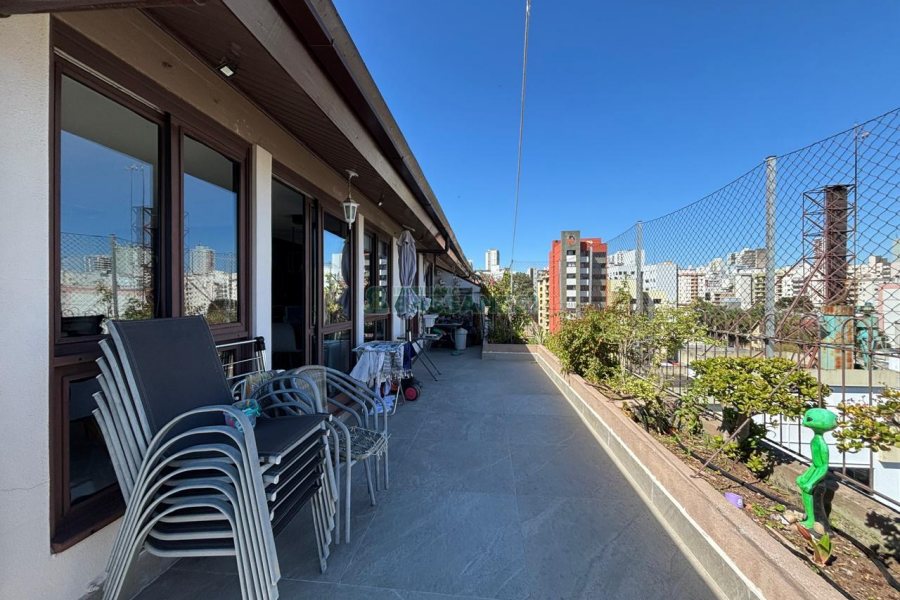 Apto Mobiliado com 250m², 4 dormitórios, 3 vagas, no bairro Centro em Caxias do Sul para Alugar