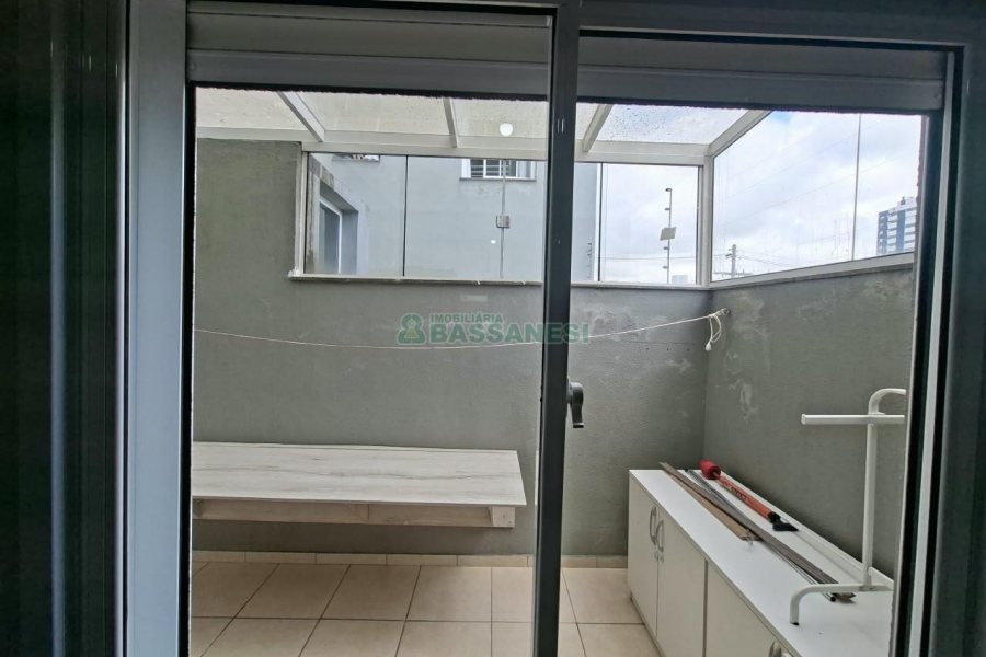 Apartamento com 76m², 2 dormitórios, 1 vaga, no bairro Vila Verde em Caxias do Sul para Comprar