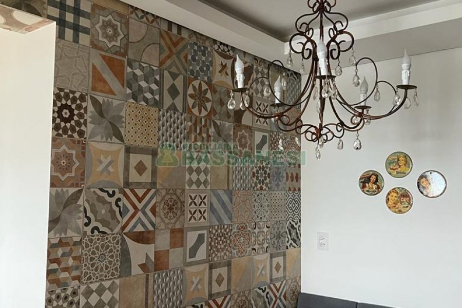 Apartamento com 94m², 3 dormitórios, 2 vagas, no bairro Rio Branco em Caxias do Sul para Comprar