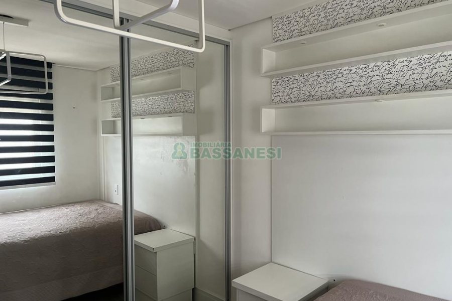 Apartamento com 94m², 3 dormitórios, 2 vagas, no bairro Rio Branco em Caxias do Sul para Comprar
