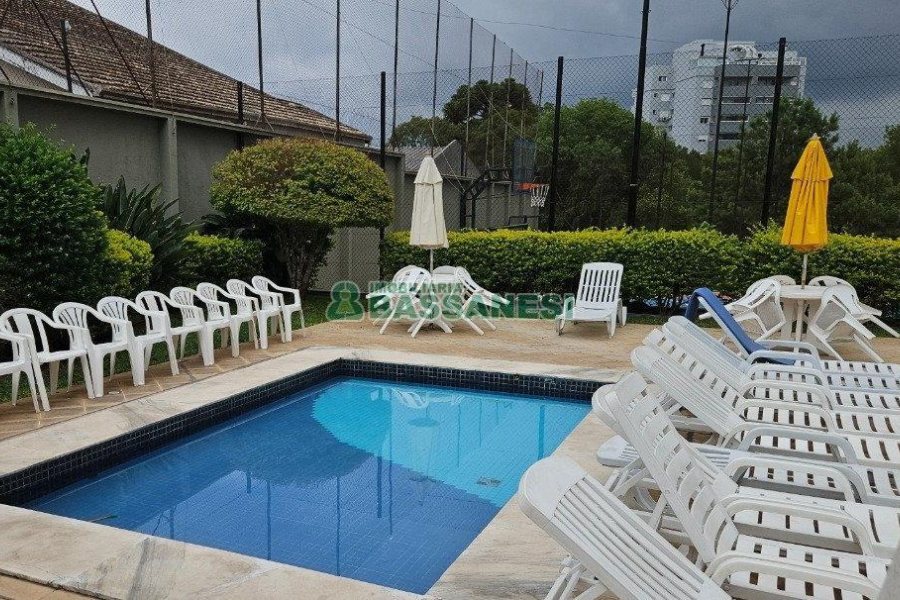 Apartamento com 94m², 3 dormitórios, 2 vagas, no bairro Rio Branco em Caxias do Sul para Comprar