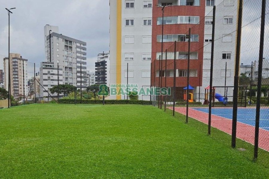 Apartamento com 94m², 3 dormitórios, 2 vagas, no bairro Rio Branco em Caxias do Sul para Comprar