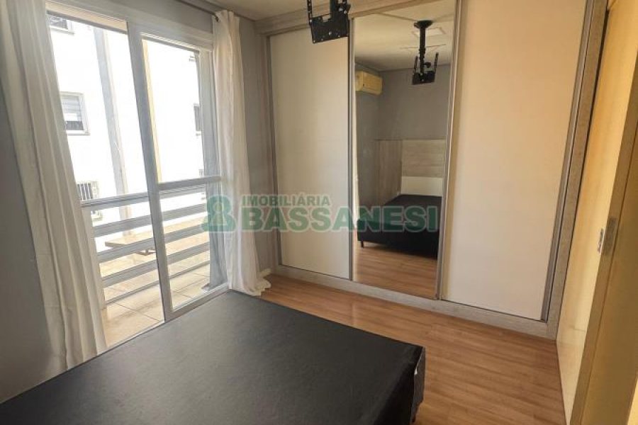 Sobrado com 61m², 2 dormitórios, no bairro Cidade Nova em Caxias do Sul para Alugar