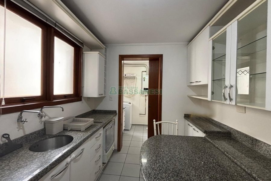 Apartamento com 62m², 1 dormitório, no bairro Centro em Caxias do Sul para Alugar