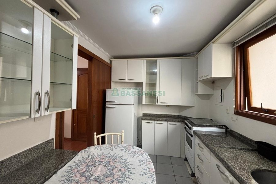 Apartamento com 62m², 1 dormitório, no bairro Centro em Caxias do Sul para Alugar