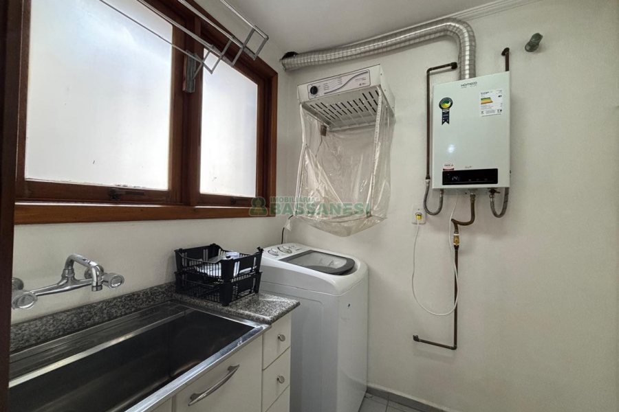 Apartamento com 62m², 1 dormitório, no bairro Centro em Caxias do Sul para Alugar