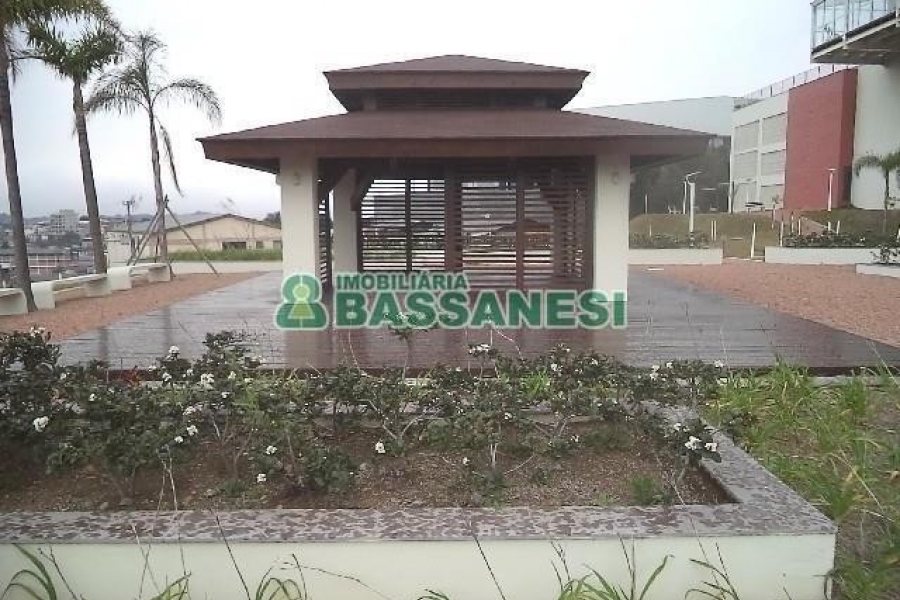 Apto Mobiliado com 111m², 3 dormitórios, 1 vaga, no bairro Cristo Redentor em Caxias do Sul para Alugar ou Comprar