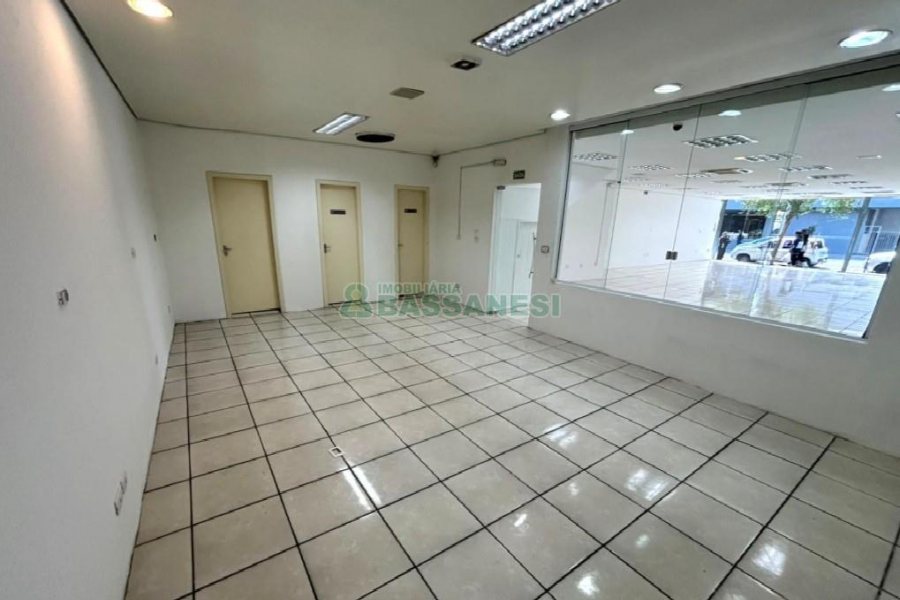 Loja com 160m², no bairro Centro em Caxias do Sul para Alugar
