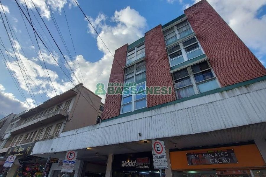 Apartamento com 44m², 1 dormitório, no bairro São Pelegrino em Caxias do Sul para Alugar