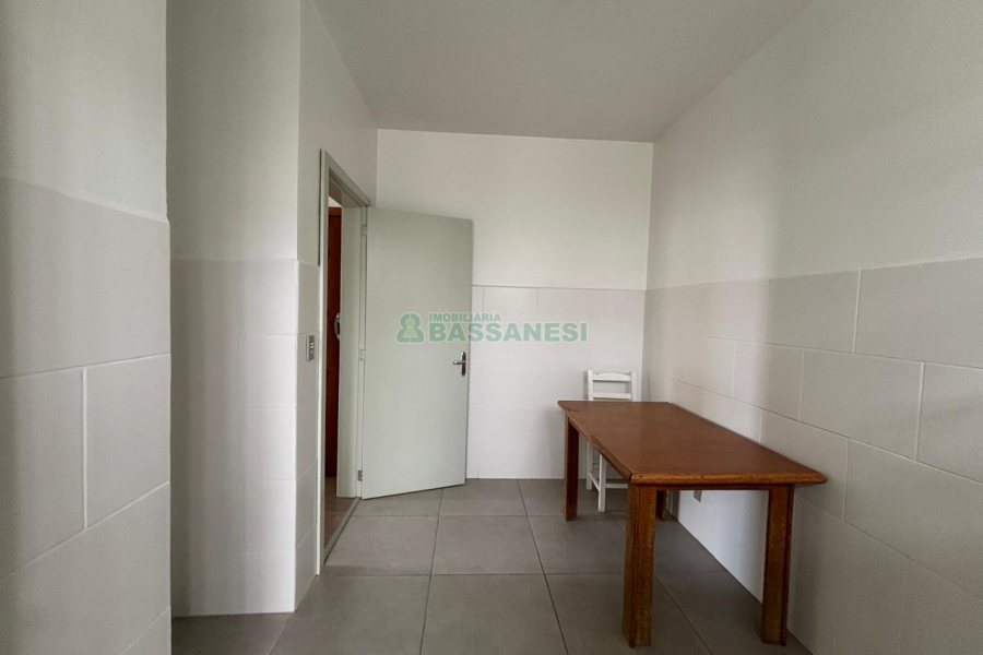 Apartamento com 44m², 1 dormitório, no bairro São Pelegrino em Caxias do Sul para Alugar