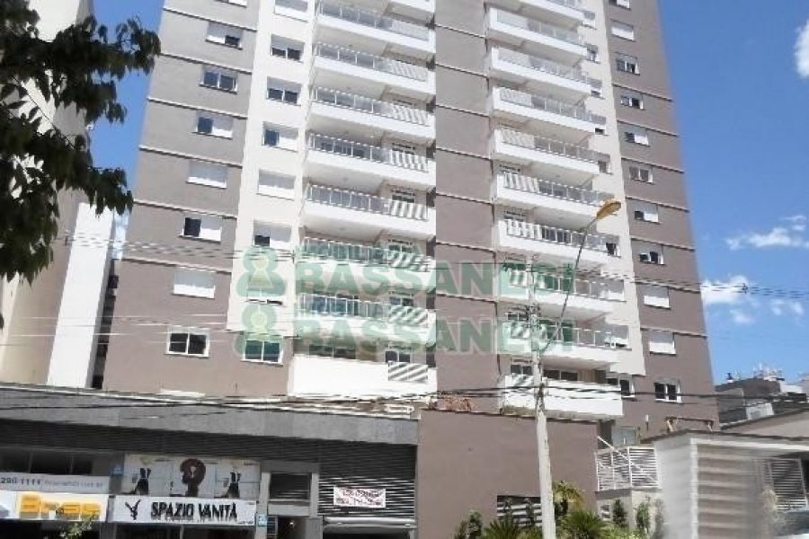 Apartamento com 97m², 3 dormitórios, 2 vagas, no bairro Centro em Caxias do Sul para Alugar