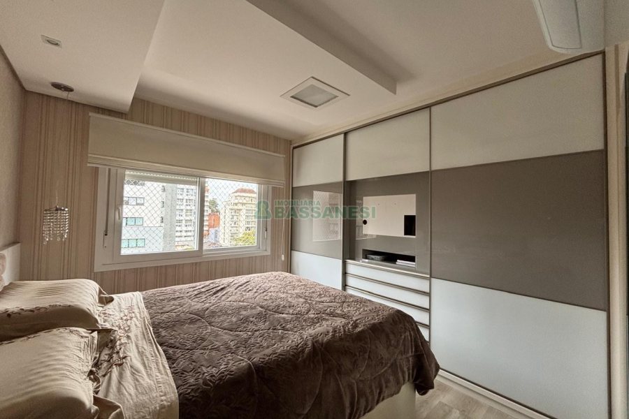 Apartamento com 97m², 3 dormitórios, 2 vagas, no bairro Centro em Caxias do Sul para Alugar