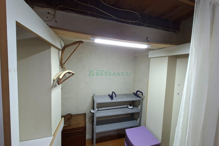 Casa com 148m², 3 dormitórios, 2 vagas, no bairro Cristo Redentor em Caxias do Sul para Alugar