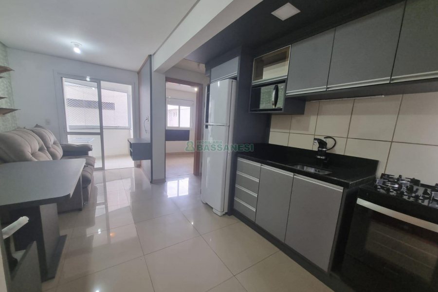 Apto Mobiliado com 62m², 1 dormitório, 1 vaga, no bairro Vinhedos em Caxias do Sul para Alugar