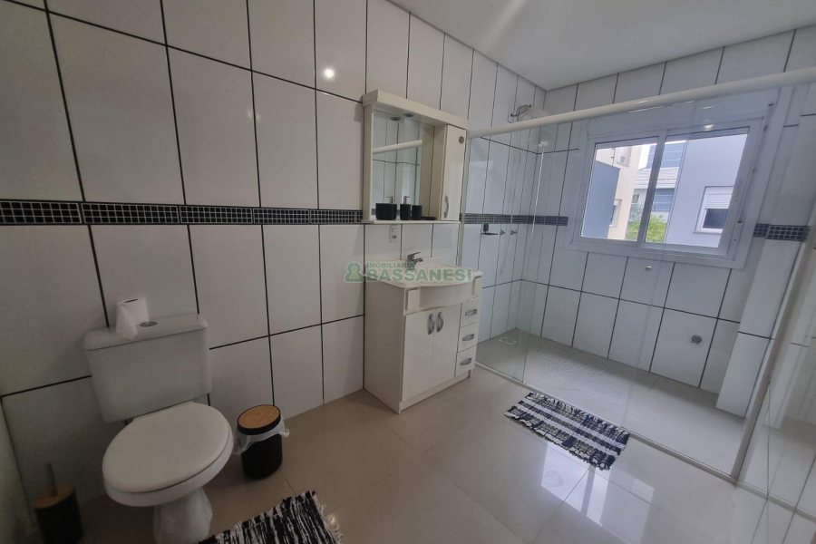 Apto Mobiliado com 62m², 1 dormitório, 1 vaga, no bairro Vinhedos em Caxias do Sul para Alugar