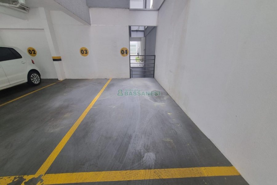 Apto Mobiliado com 62m², 1 dormitório, 1 vaga, no bairro Vinhedos em Caxias do Sul para Alugar