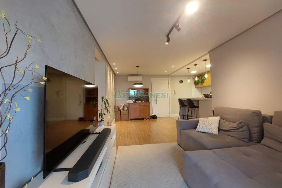 Apto Mobiliado com 86m², 2 dormitórios, 2 vagas, no bairro Panazzolo em Caxias do Sul para Alugar