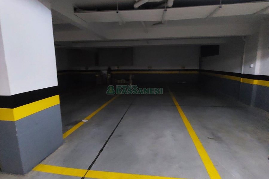 Apto Mobiliado com 86m², 2 dormitórios, 2 vagas, no bairro Panazzolo em Caxias do Sul para Alugar