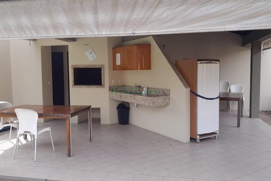 Apto Mobiliado com 99m², 2 dormitórios, 2 vagas, no bairro Pio X em Caxias do Sul para Alugar