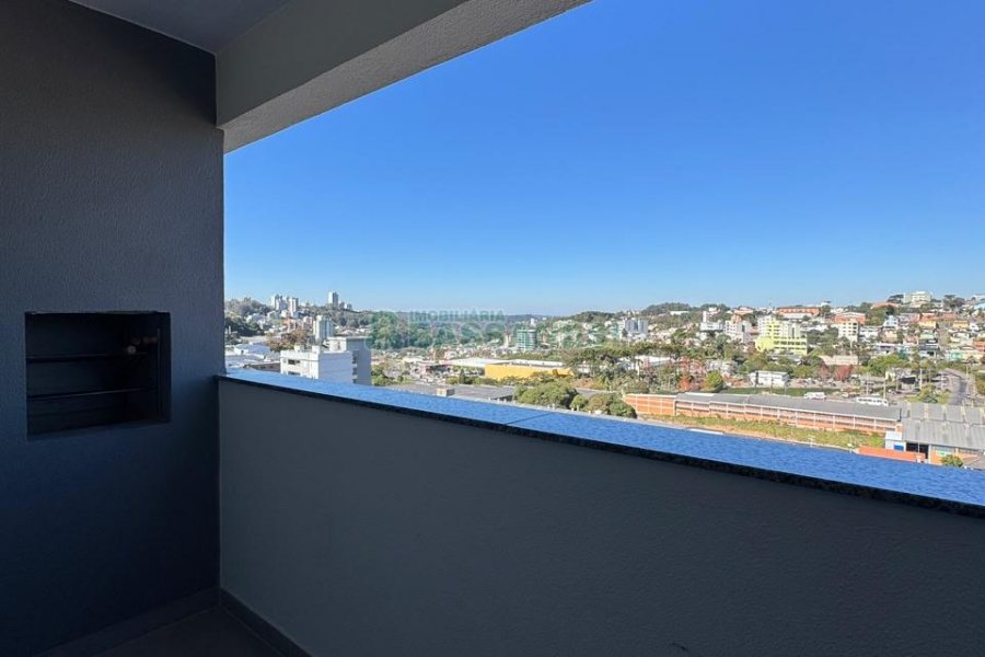 Apartamento com 66m², 2 dormitórios, 1 vaga, no bairro São Leopoldo em Caxias do Sul para Comprar