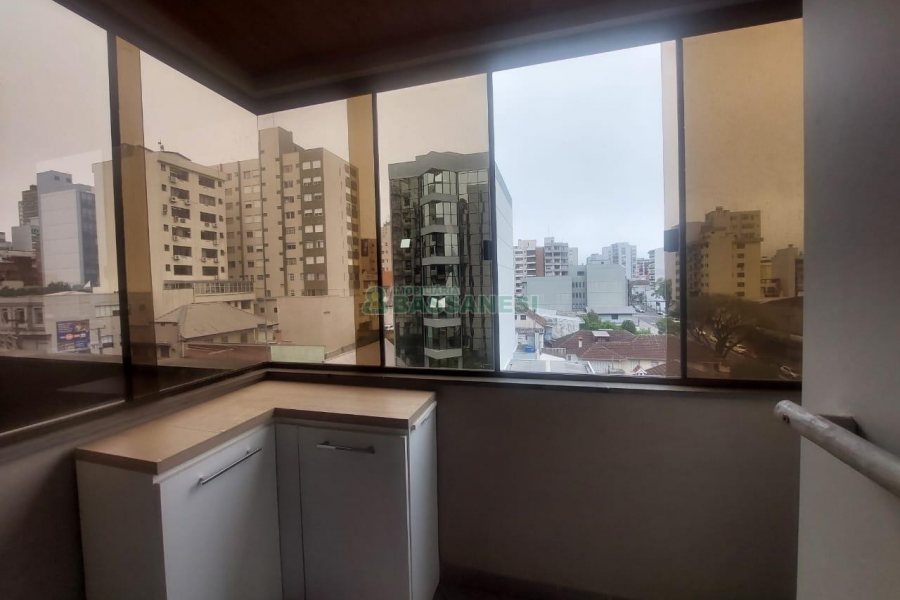 Apto Mobiliado com 46m², 1 dormitório, 1 vaga, no bairro Centro em Caxias do Sul para Alugar