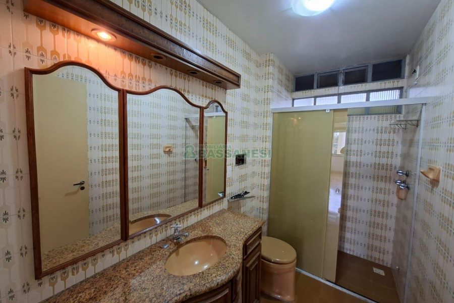 Apto Mobiliado com 159m², 3 dormitórios, 3 vagas, no bairro Exposição em Caxias do Sul para Alugar
