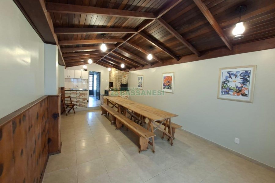 Apto Mobiliado com 159m², 3 dormitórios, 3 vagas, no bairro Exposição em Caxias do Sul para Alugar